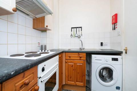 5 bedroom flat to rent, Brunswick Street, Leith, Edinburgh