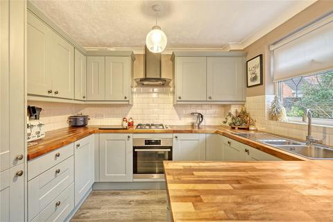 3 bedroom detached house for sale, Foxhatch, Wickford, Essex, SS12