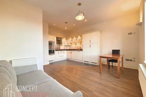 1 bedroom apartment to rent, Kings Avenue, Clapham, SW4