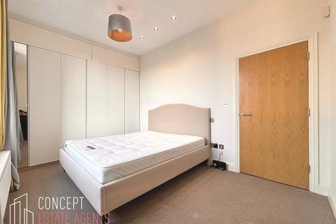 1 bedroom apartment to rent, Kings Avenue, Clapham, SW4