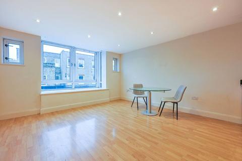 1 bedroom flat for sale, Clarendon House, Kingston, Kingston upon Thames, KT2