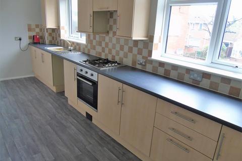 2 bedroom flat to rent, Chelsea Lea, Liverpool L9