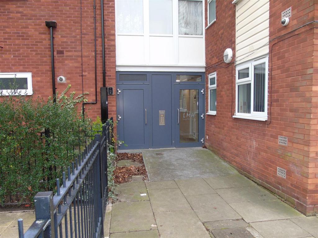 Front1.jpg