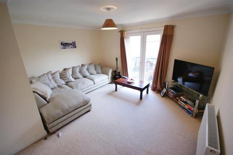 2 bedroom townhouse to rent, Squirrel Chase, Witham St Hughs