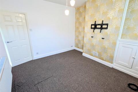 2 bedroom terraced house to rent, George Eliot Street, Nuneaton CV11