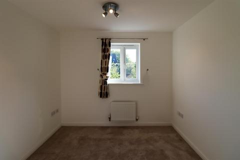 2 bedroom flat to rent, Murfitt Close, Ely CB6