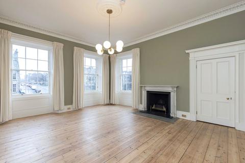 4 bedroom apartment to rent, Forres Street, Edinburgh, Midlothian