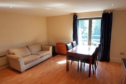 2 bedroom apartment to rent, Spire Court, 26 Manor Road