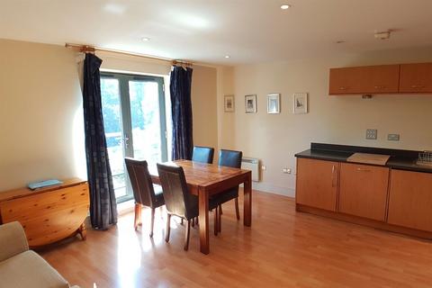 2 bedroom apartment to rent, Spire Court, 26 Manor Road