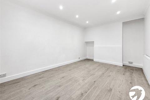 3 bedroom end of terrace house to rent, Aberford Gardens, London, SE18