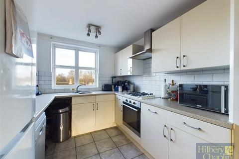 2 bedroom apartment for sale, Fore Street, Basildon, Essex, SS15