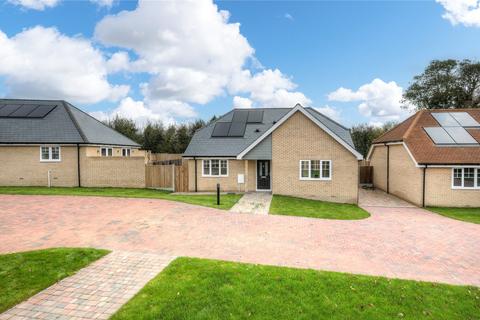 2 bedroom bungalow for sale, St Dominics Bungalows, Dominics Way, Kelvedon, Colchester, Essex, CO5