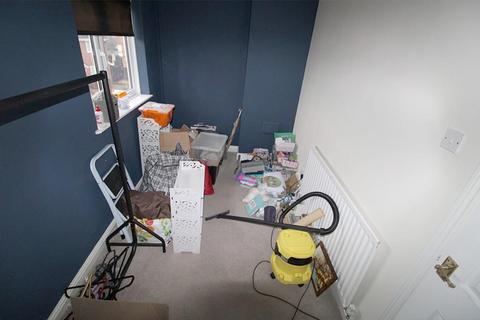 2 bedroom terraced house to rent, New Street, Quarry Bank, Brierley Hill