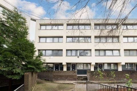 Malden Crescent, London NW1