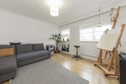 2 bedroom flat to rent, Penton Rise, London WC1X