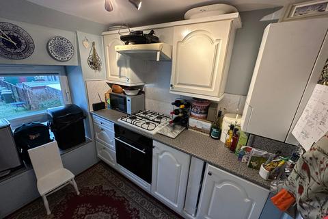 2 bedroom flat to rent, Bridgeton Brae, Almondbank PH1