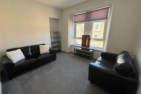 3 bedroom flat to rent, Peddie Street, Dundee,