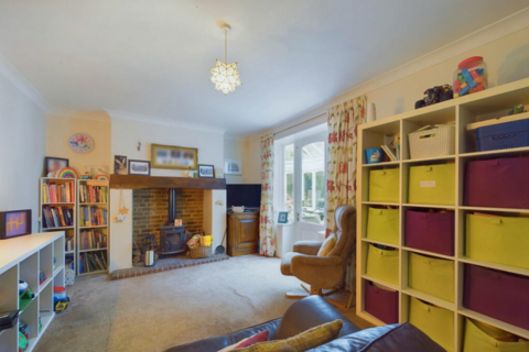 15 Second Avenue, Worthing, BN14 9NX