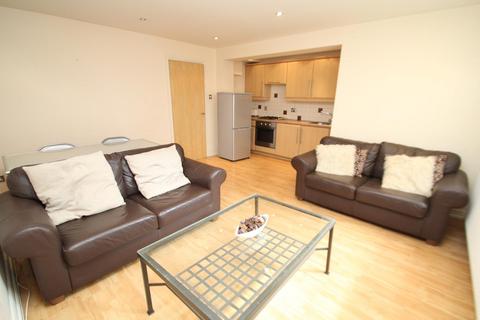 2 bedroom flat to rent, Westfield Terrace, Leeds, West Yorkshire, LS7