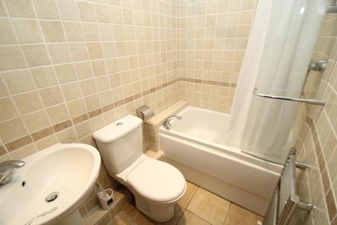 2 bedroom flat to rent, Westfield Terrace, Leeds, West Yorkshire, LS7