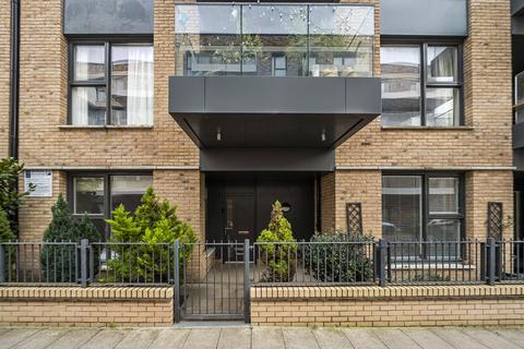 2 bedroom apartment for sale, Fairbourne Road, London