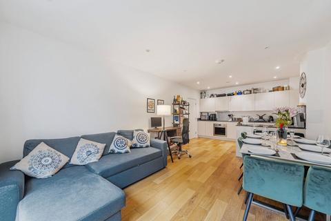 2 bedroom apartment for sale, Fairbourne Road, London