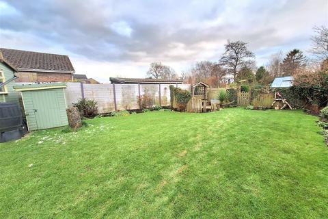 3 bedroom detached bungalow for sale, Back Lane South, Pickering YO18