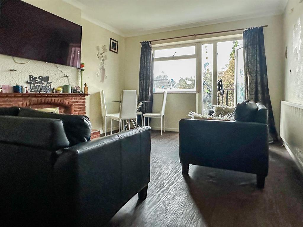 Lounge Dining Room