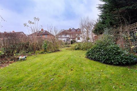 4 bedroom semi-detached house for sale, London Road, Abridge