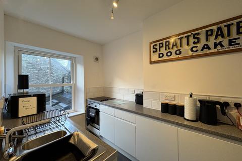 2 bedroom apartment to rent, Commercial Road, Shepton Mallet, Somerset