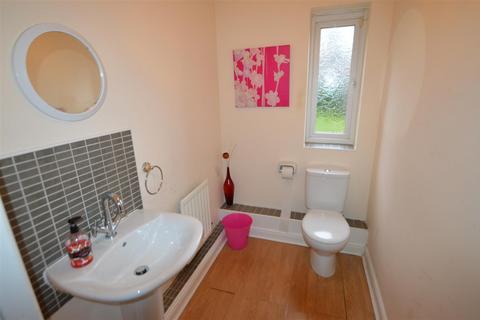 4 bedroom house to rent, Drayton Street, Manchester M15