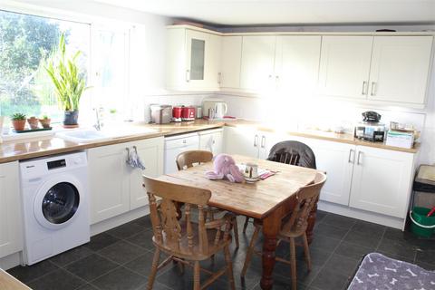 3 bedroom semi-detached house for sale, Horseshoe Crescent, Holme-On-Spalding-Moor, York