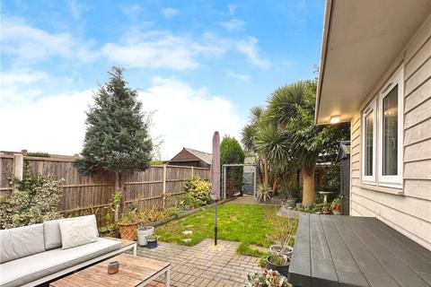 2 bedroom end of terrace house for sale, Rothesay Road, Gosport, Hampshire