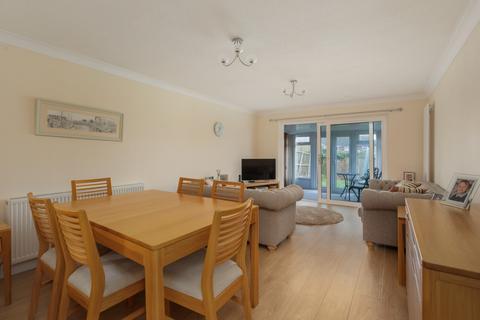 2 bedroom semi-detached bungalow for sale, Cranleigh Gardens, Whitstable