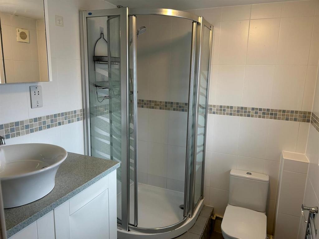 En suite shower room