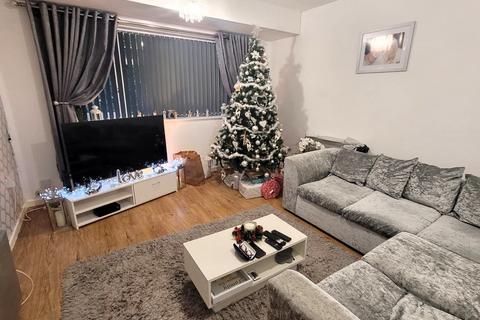 2 bedroom flat for sale, Crossfield Road, Birmingham, West Midlands, B33