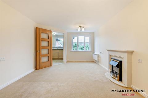 1 bedroom apartment for sale, Cherrett Court, Ringwood Road, Ferndown, BH22 9FEn