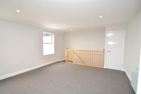 2 bedroom apartment to rent, Worcester Road, Malvern, Worcestershire, WR14 1NY