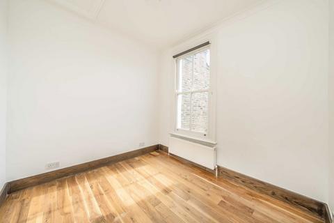 20 Whewell Road, London, N19 4LS