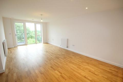 2 bedroom flat to rent, Crossways Apartments, Slough
