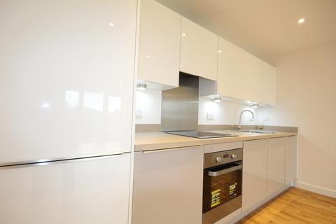 2 bedroom flat to rent, Crossways Apartments, Slough