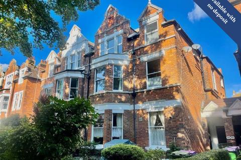 4 bedroom flat to rent, Bouverie Road West, Folkestone, CT20