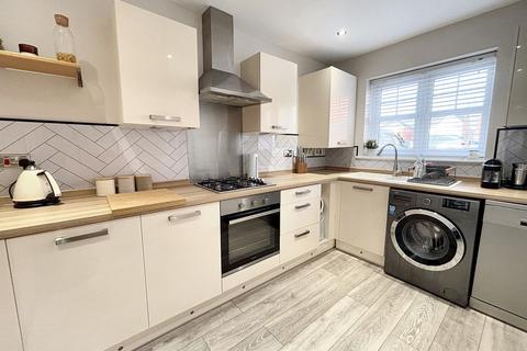 49 Larkmead, Astley, Manchester, M29 7SU
