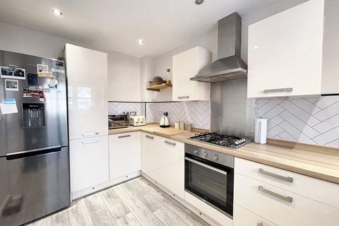 49 Larkmead, Astley, Manchester, M29 7SU