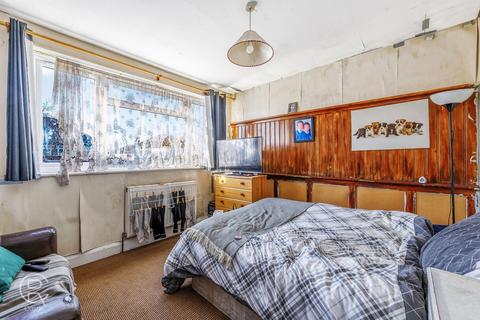 2 bedroom maisonette for sale, Goring Way, Greenford, UB6