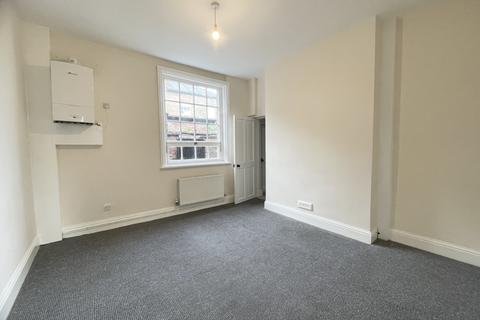 2 bedroom terraced house to rent, Fairfield Square, Droylsden, Manchester, M43