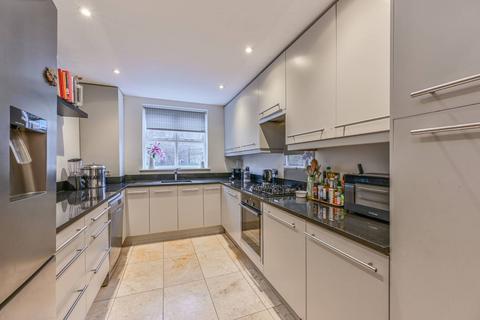 3 bedroom maisonette for sale, Offley Road, Oval, London, SW9