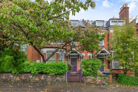 1 bedroom flat to rent, Church Crescent, Muswell Hill, London, N10