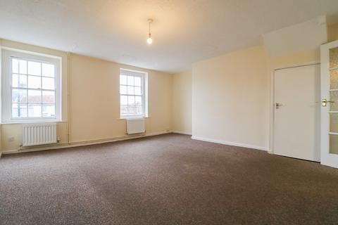 2 bedroom apartment to rent, Market Place Swaffham