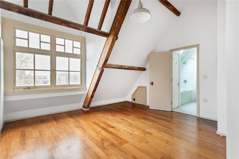 2 bedroom apartment for sale, Clark Street, London, E1